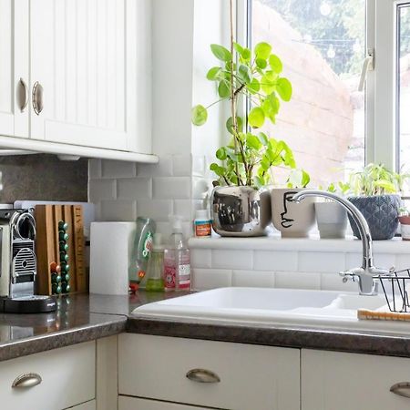 Hereford City - St Owens Terrace - Comfortable & Spacious Well Presented Three Storey House, Perfect For A Weekend Away & Exploring The City On Foot - Hosted By Rentmyhouse Ngoại thất bức ảnh