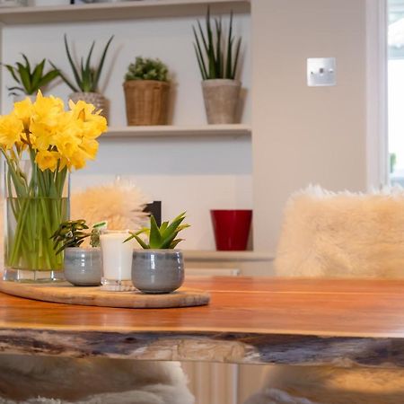 Hereford City - St Owens Terrace - Comfortable & Spacious Well Presented Three Storey House, Perfect For A Weekend Away & Exploring The City On Foot - Hosted By Rentmyhouse Ngoại thất bức ảnh