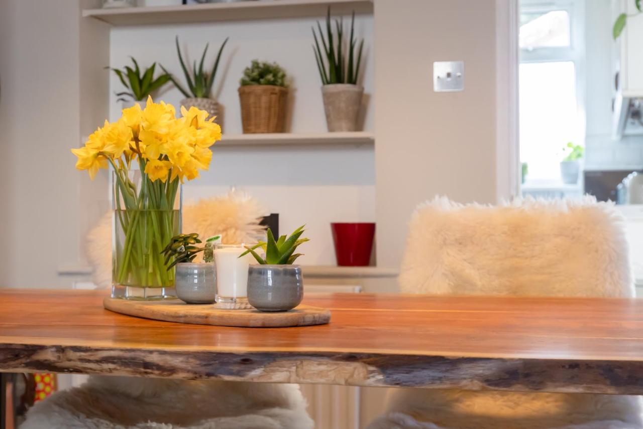 Hereford City - St Owens Terrace - Comfortable & Spacious Well Presented Three Storey House, Perfect For A Weekend Away & Exploring The City On Foot - Hosted By Rentmyhouse Ngoại thất bức ảnh